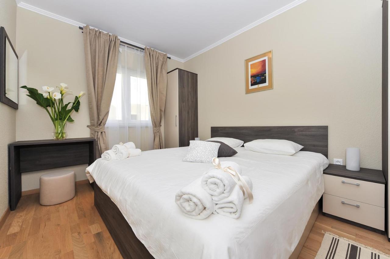 Apartmani Peric 1 Meka Draga Obrovac Exteriér fotografie