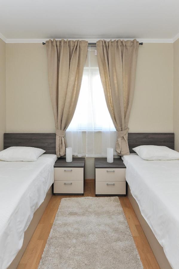 Apartmani Peric 1 Meka Draga Obrovac Exteriér fotografie
